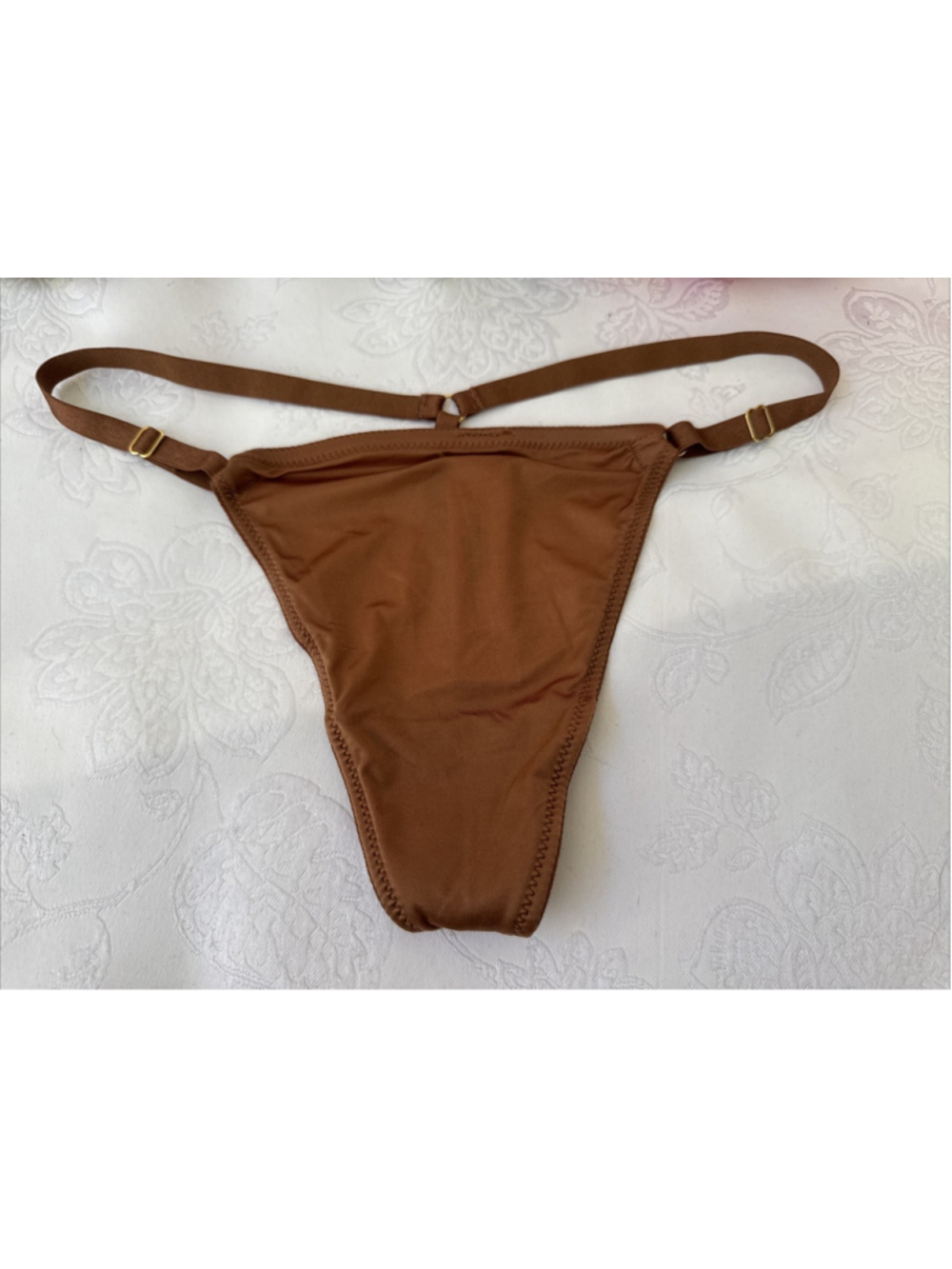 VICTORIA'S SECRET M MEDIUM BROWN SILKY V STRING THONG PANTIES ADJ SIDES NWT